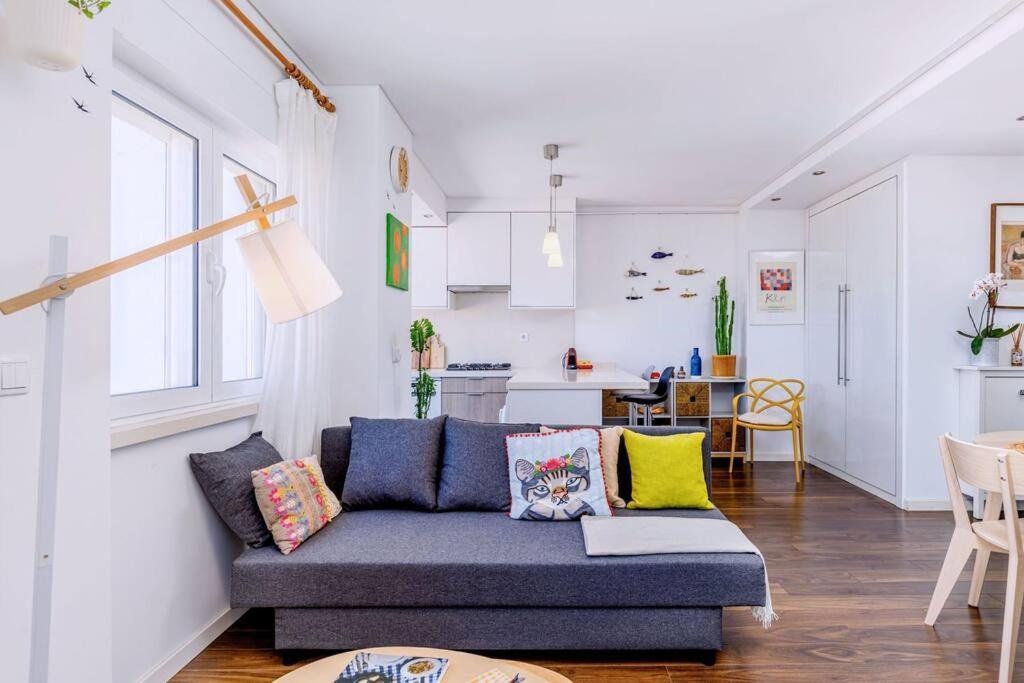 Cozy Bright Space With Landscape And Air Conditioner Lisbon Exterior photo