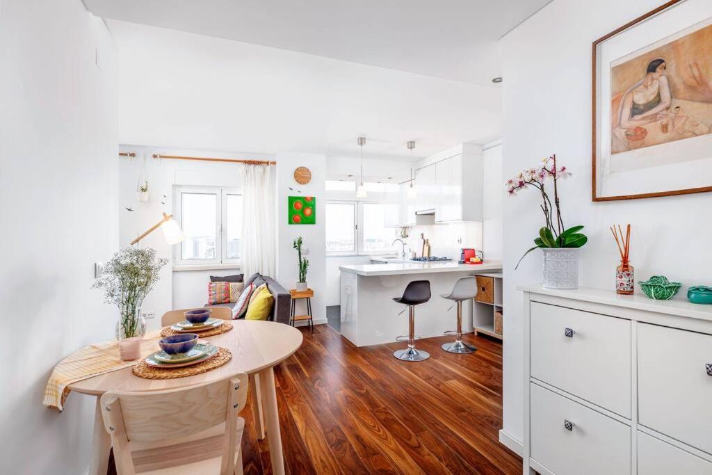 Cozy Bright Space With Landscape And Air Conditioner Lisbon Exterior photo